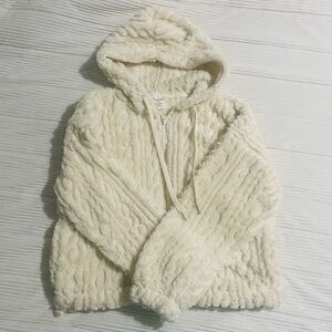 No Boundaries Cream Fleece Jacket never worn